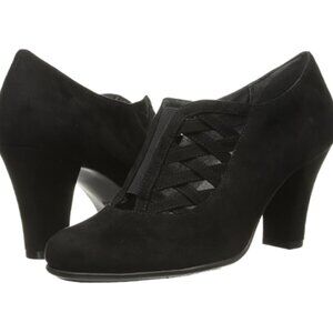 FINAL SALE Aerosoles Head Role black goth woven vamp booties high heel pumps 8.5